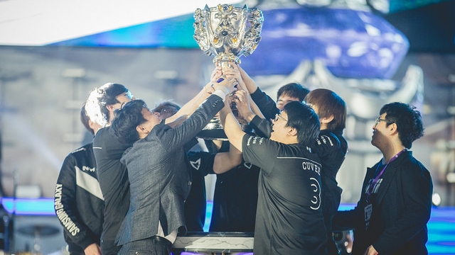 S15賽季戰(zhàn)隊首發(fā)陣容：EDG、RNG、TES等隊陣容一覽